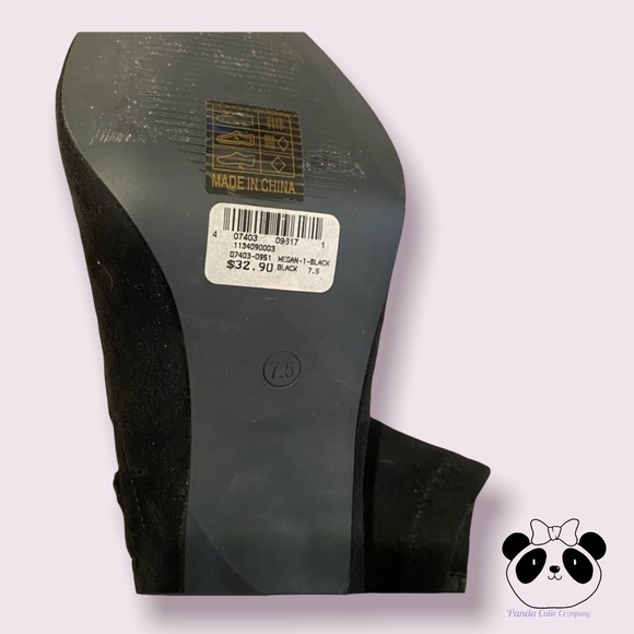 ❤️ 2 for $19 - Black micro-suede ankle boots, 7.5 - Picture 2 of 6